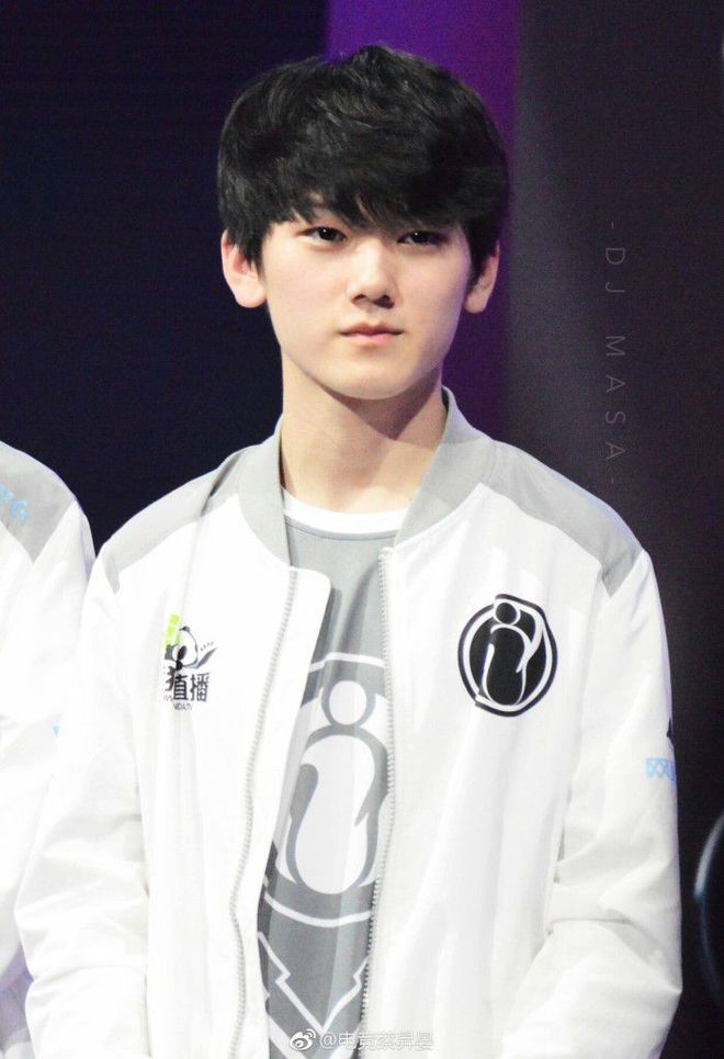 【战报】王者荣耀2020KPL秋季赛，成都AG超玩会零封TTG光速下班