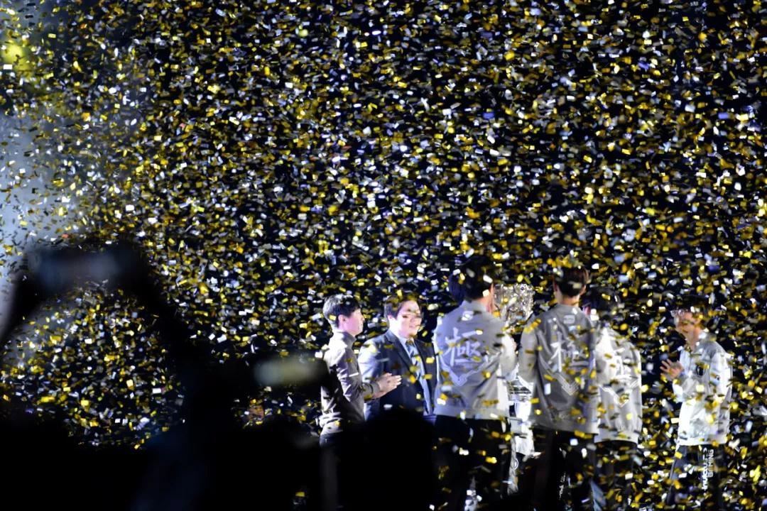 战争之歌开始了！Scout Yongen挥剑出击 + Ale Kennen的闪电速度越过 Oh My God ，双方进入决战